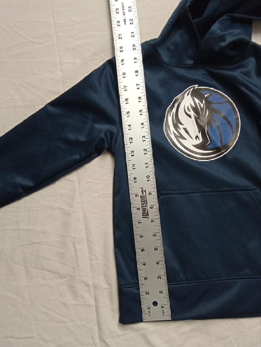 NBA Navy Blue Hoodie with Silver and White Dallas Mavericks Logo - Picture 4 of 4